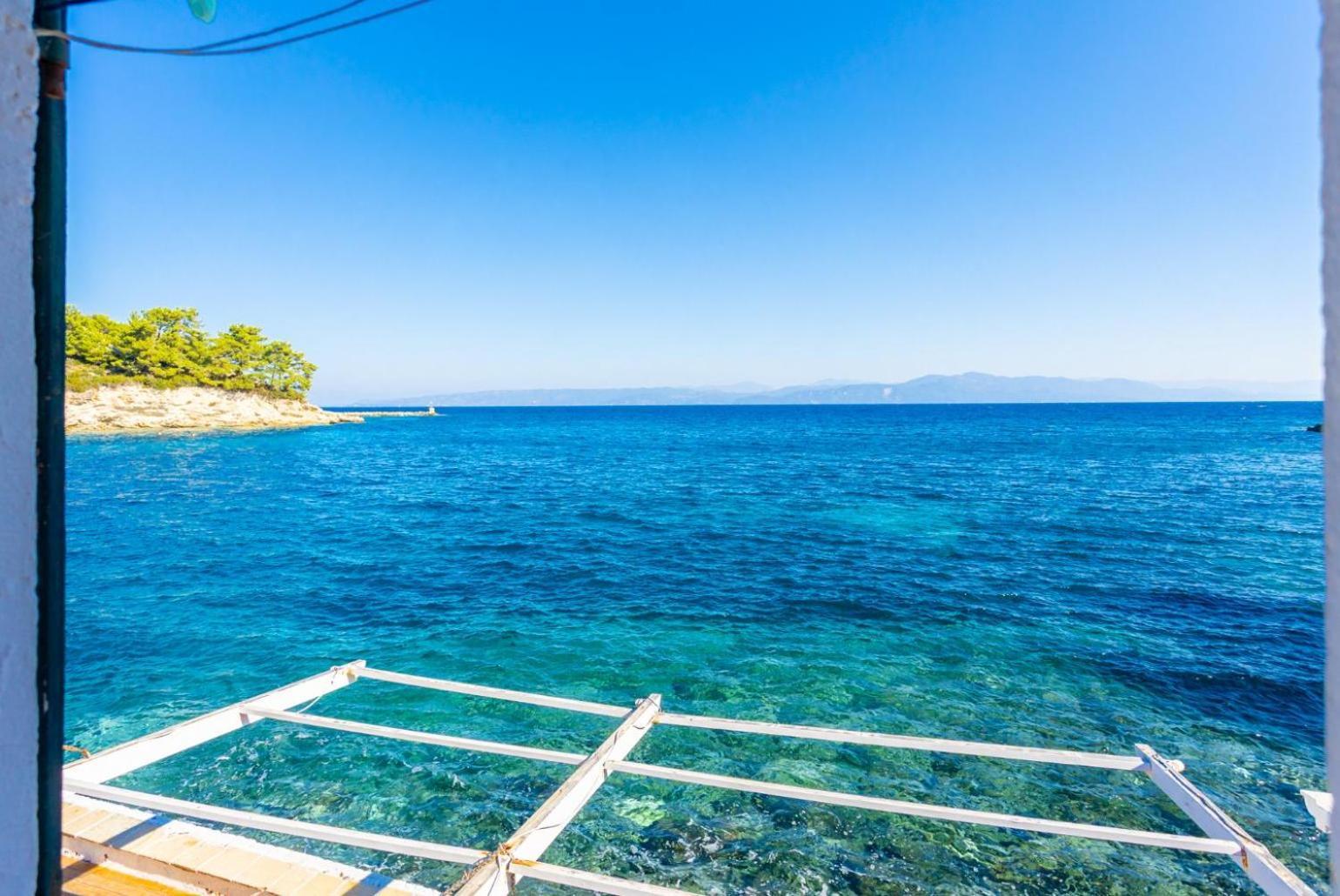 Spiros Jetty House Apartment Longos  Exterior photo